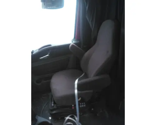 INTERNATIONAL LT SEAT, FRONT