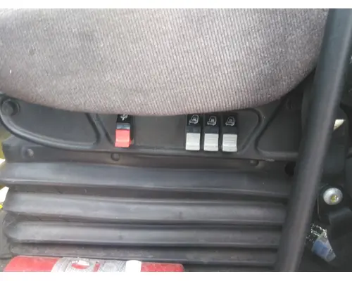 INTERNATIONAL LT SEAT, FRONT
