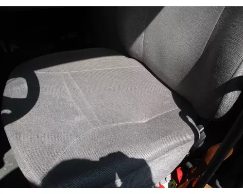 INTERNATIONAL LT SEAT, FRONT