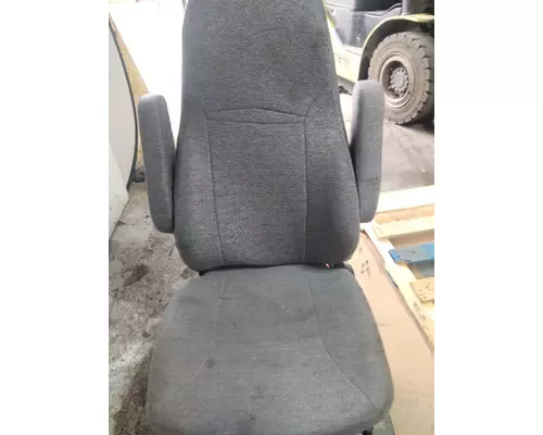 INTERNATIONAL LT SEAT, FRONT