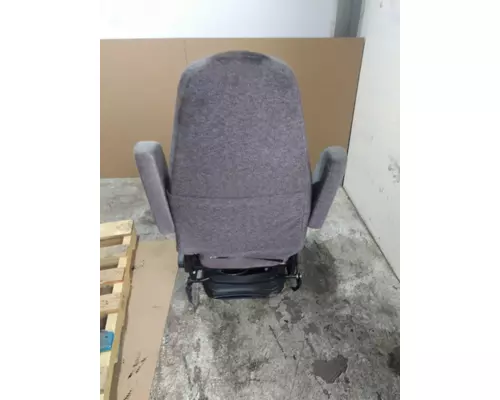 INTERNATIONAL LT SEAT, FRONT