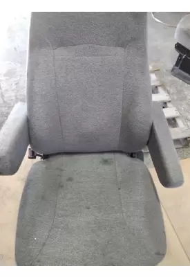 INTERNATIONAL LT SEAT, FRONT