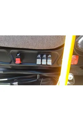 INTERNATIONAL LT SEAT, FRONT