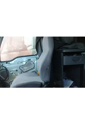 INTERNATIONAL LT SEAT, FRONT