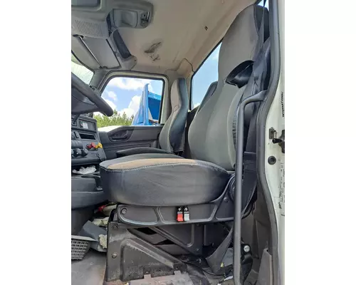 INTERNATIONAL LT SEAT, FRONT