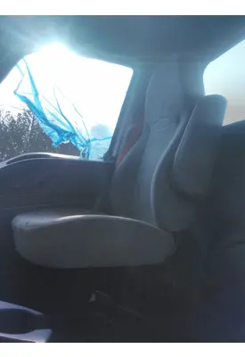 INTERNATIONAL LT SEAT, FRONT