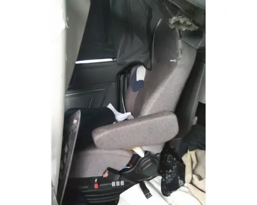 INTERNATIONAL LT SEAT, FRONT