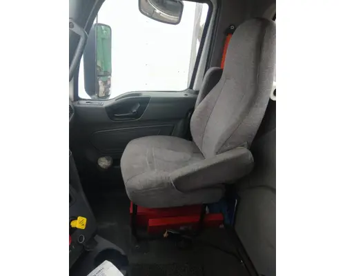 INTERNATIONAL LT SEAT, FRONT
