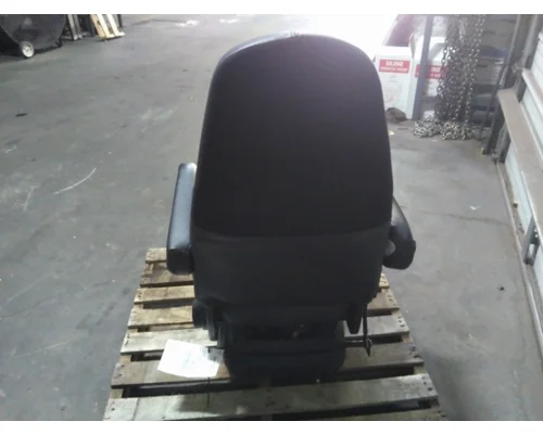 INTERNATIONAL LT SEAT, FRONT