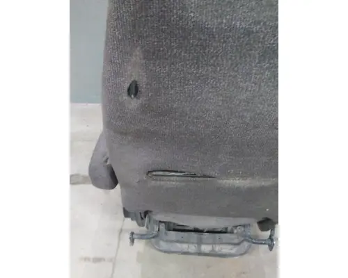 INTERNATIONAL LT SEAT, FRONT