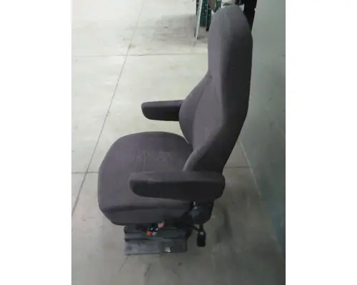INTERNATIONAL LT SEAT, FRONT