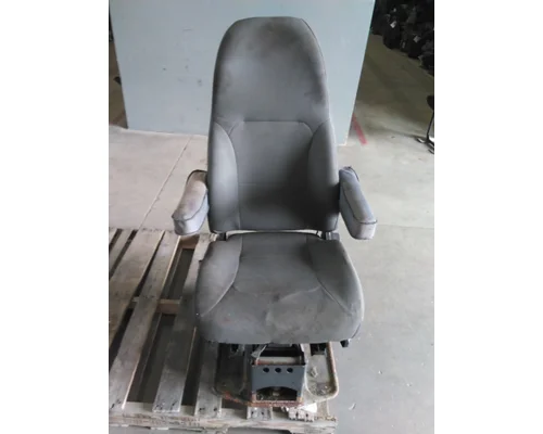 INTERNATIONAL LT SEAT, FRONT