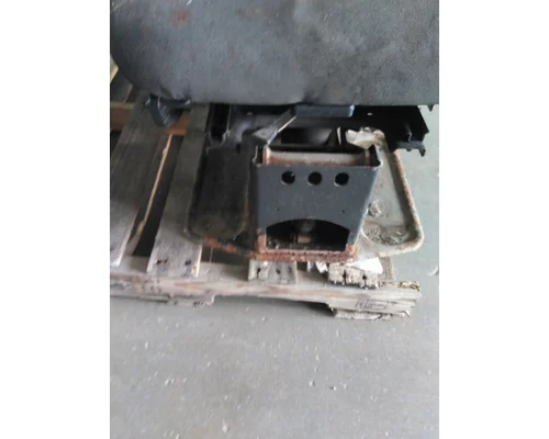 INTERNATIONAL LT SEAT, FRONT