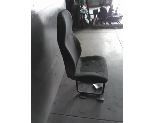 INTERNATIONAL LT SEAT, FRONT