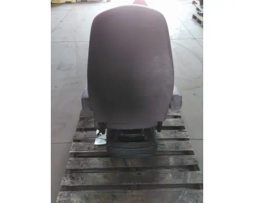 INTERNATIONAL LT SEAT, FRONT