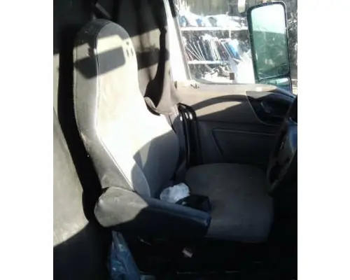 INTERNATIONAL LT SEAT, FRONT