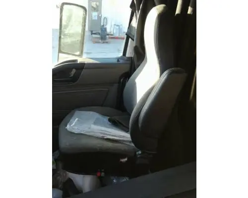 INTERNATIONAL LT SEAT, FRONT