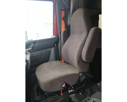 INTERNATIONAL LT SEAT, FRONT