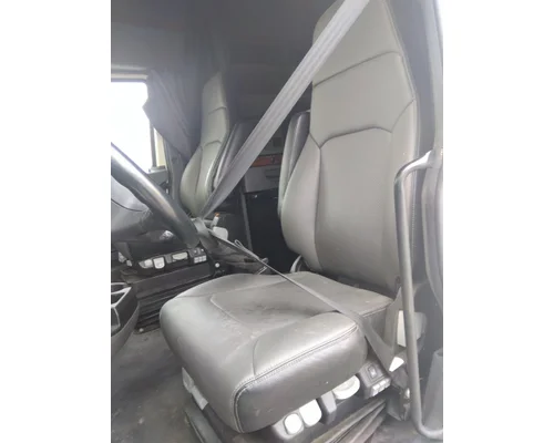INTERNATIONAL LT SEAT, FRONT