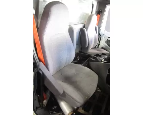 INTERNATIONAL LT SEAT, FRONT