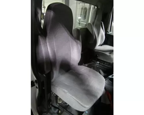 INTERNATIONAL LT SEAT, FRONT