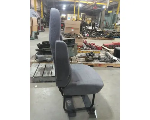 INTERNATIONAL LT SEAT, FRONT
