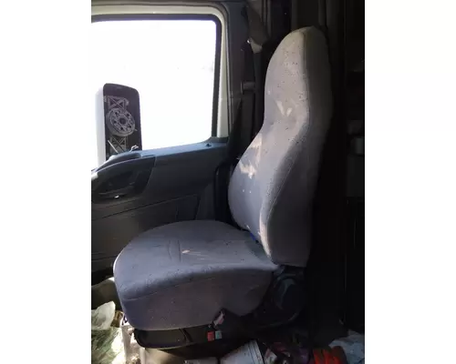 INTERNATIONAL LT SEAT, FRONT