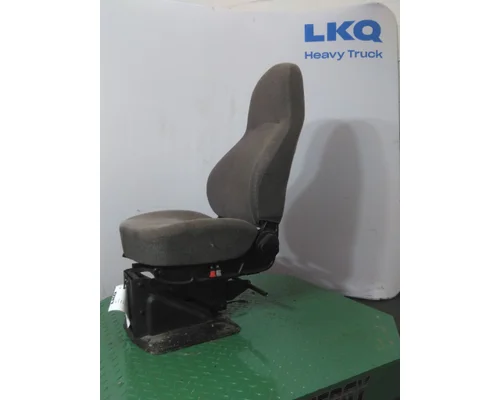 INTERNATIONAL LT SEAT, FRONT