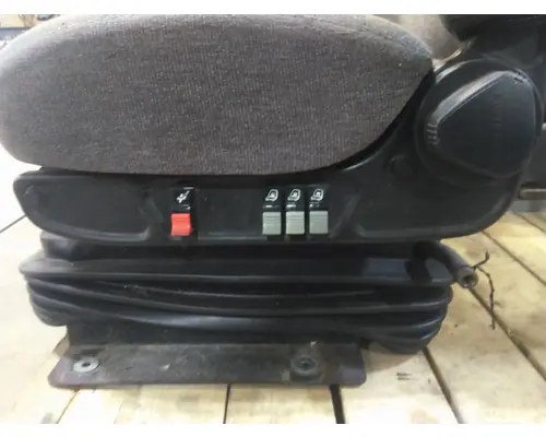 INTERNATIONAL LT SEAT, FRONT