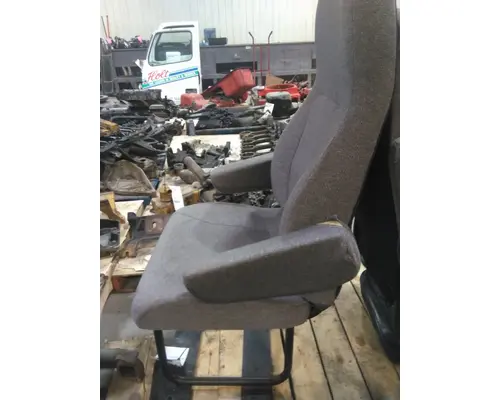 INTERNATIONAL LT SEAT, FRONT