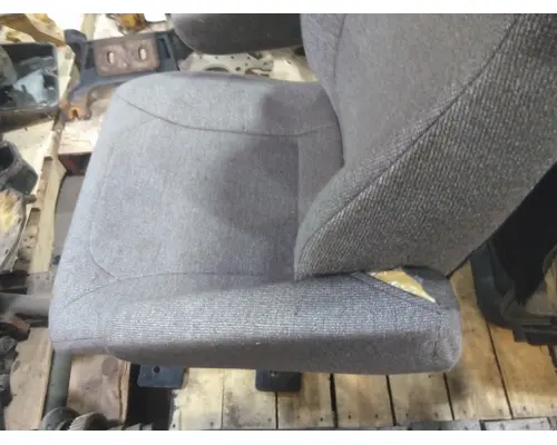 INTERNATIONAL LT SEAT, FRONT