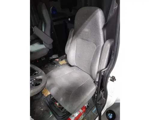 INTERNATIONAL LT SEAT, FRONT