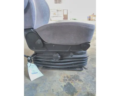INTERNATIONAL LT SEAT, FRONT