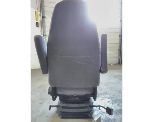 INTERNATIONAL LT SEAT, FRONT