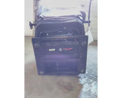 INTERNATIONAL LT SEAT, FRONT