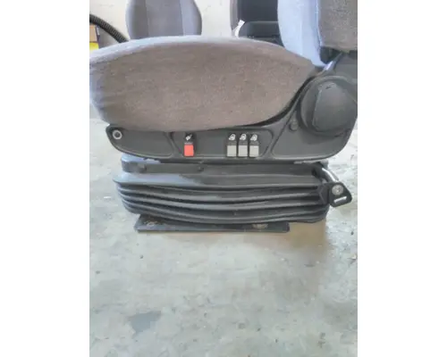 INTERNATIONAL LT SEAT, FRONT