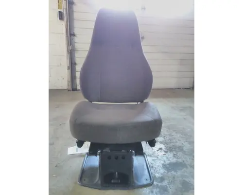 INTERNATIONAL LT SEAT, FRONT