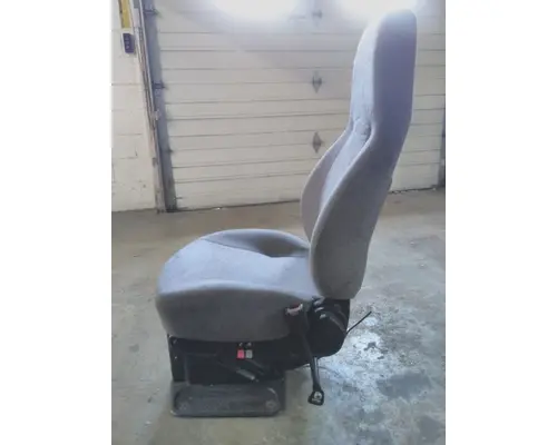 INTERNATIONAL LT SEAT, FRONT