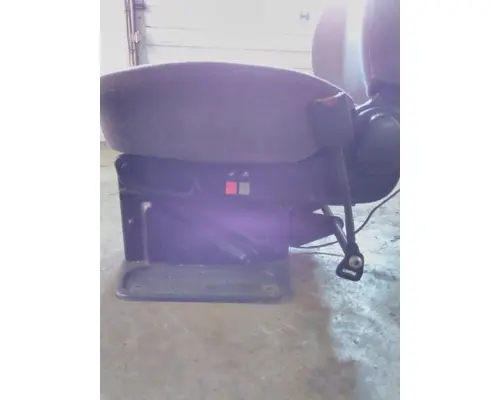 INTERNATIONAL LT SEAT, FRONT