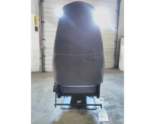 INTERNATIONAL LT SEAT, FRONT