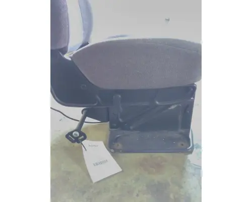 INTERNATIONAL LT SEAT, FRONT