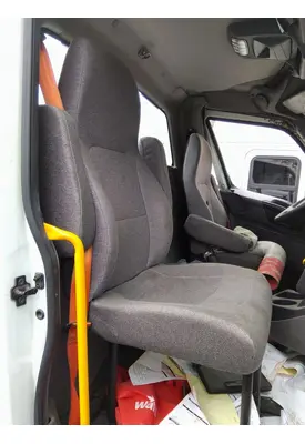 INTERNATIONAL LT SEAT, FRONT