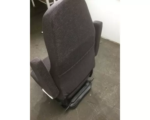 INTERNATIONAL LT SEAT, FRONT