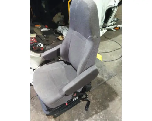 INTERNATIONAL LT SEAT, FRONT