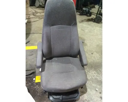 INTERNATIONAL LT SEAT, FRONT