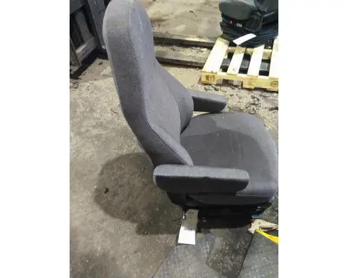 INTERNATIONAL LT SEAT, FRONT