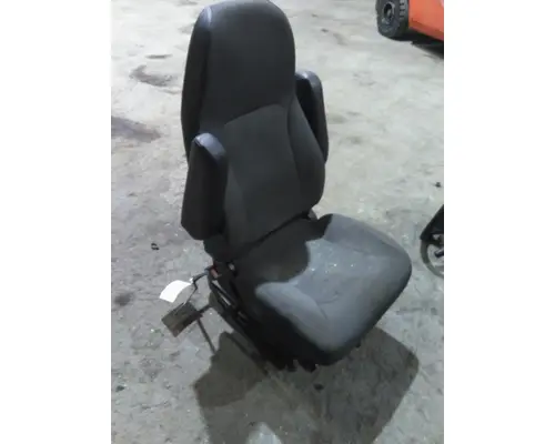 INTERNATIONAL LT SEAT, FRONT