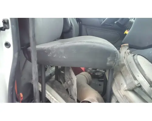 INTERNATIONAL LT SEAT, FRONT