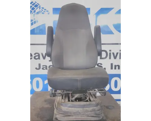INTERNATIONAL LT SEAT, FRONT