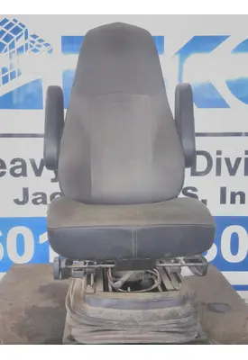 INTERNATIONAL LT SEAT, FRONT